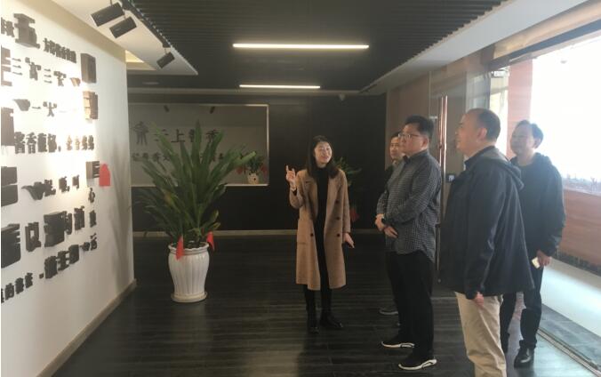 集團領導率隊汪宏調(diào)研貴州上海文旅融合創(chuàng)新示范項目